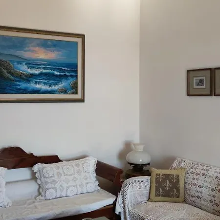 Apartment Maison Karamelaki